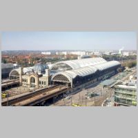 Norman Foster, Dresden Central Station, Germany (2006), photo on architecture-history.org.jpg